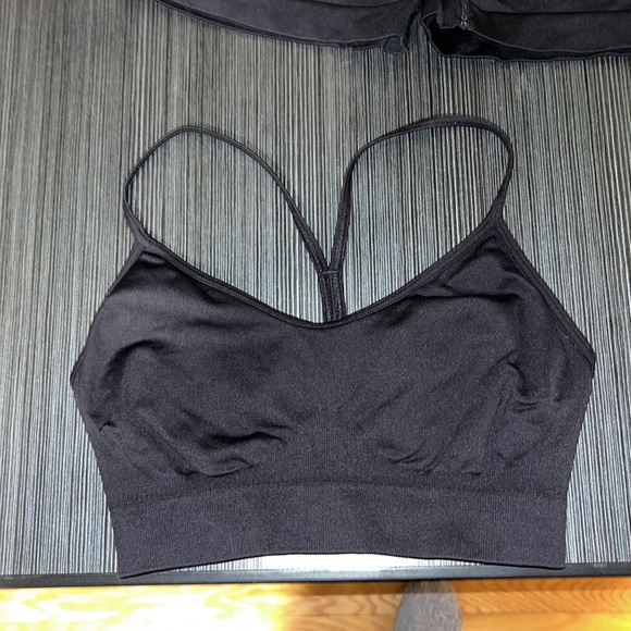 •Gymshark Set• - Picture 2 of 5